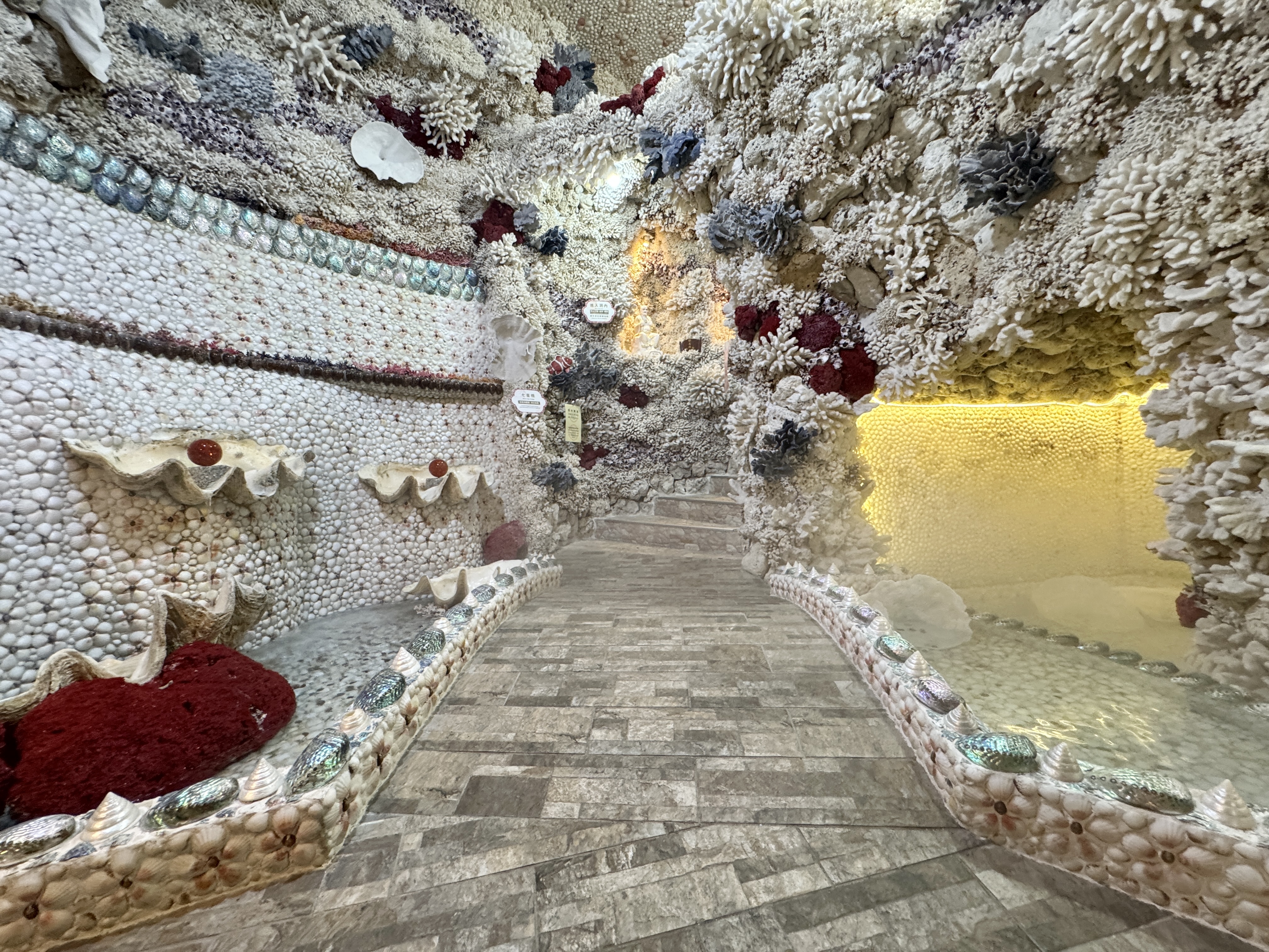 Shimen Coral Shell Temple｜North Coast Travel Spot｜Showway Real Estate